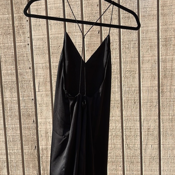 Open back black slip dress - Picture 2 of 7